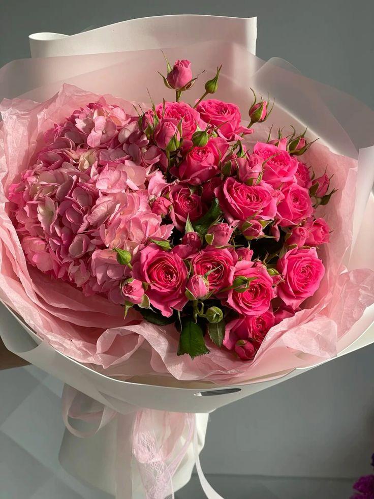 RouteHarborLane workshop space where corporate flower arrangements are designed and prepared for business delivery